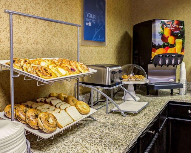 Food & Drinks 5, Comfort Suites Georgetown, Scott