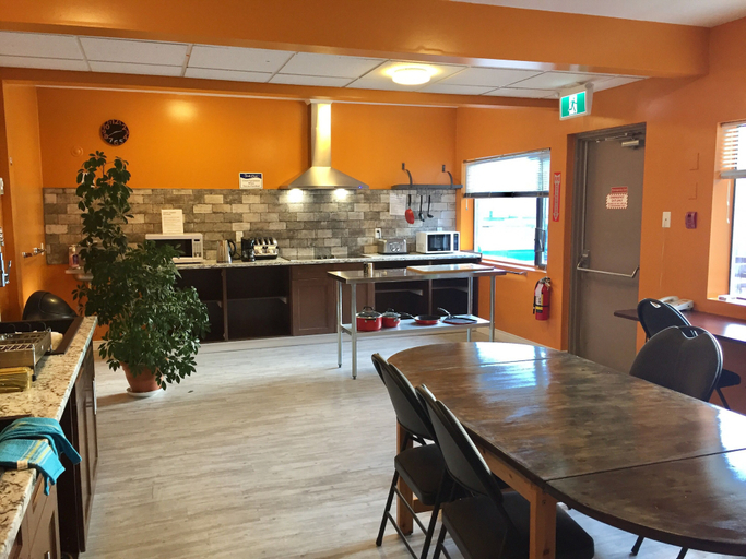 Others 5, Hotel DeOro, Squamish-Lillooet