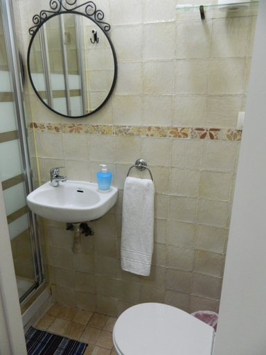 Bathroom 3, Hostal El Rincon De Carlota, Sevilla