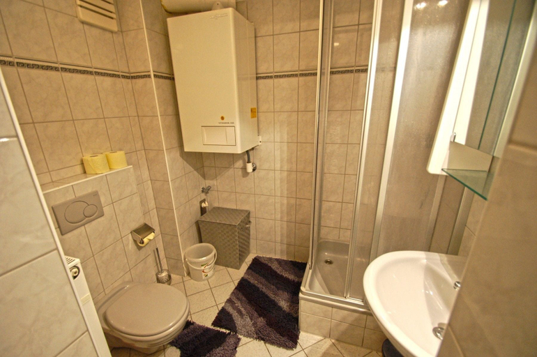 Bathroom, Apartments Kreuzgasse, Zell am See