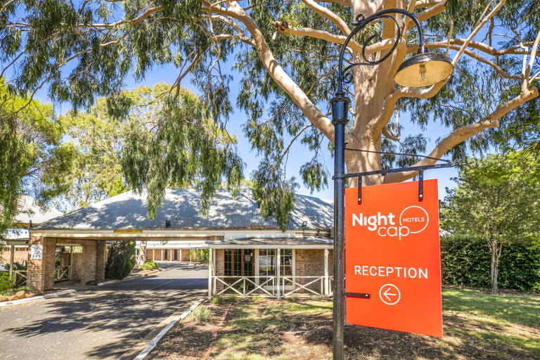 Exterior & Views 2, Nightcap at Macquarie Inn, Dubbo - Pt A