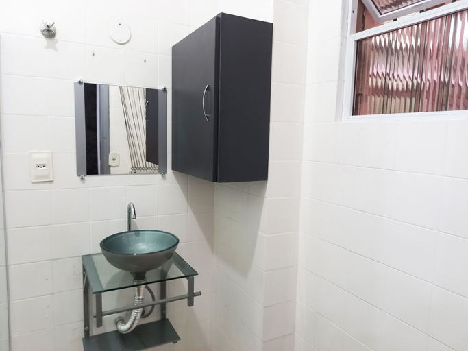 Bathroom 3, Copacabana by the Beach, Rio de Janeiro