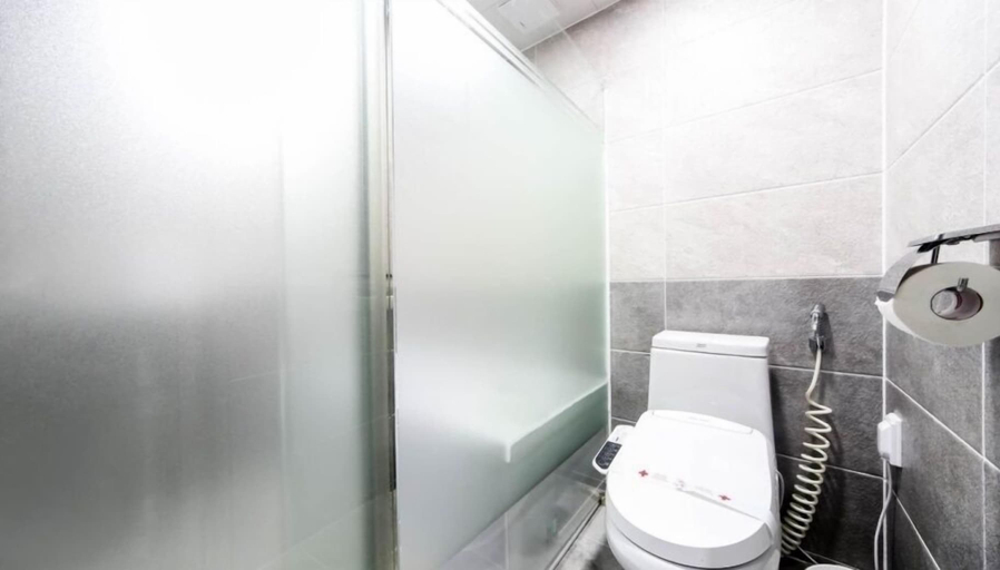 Bathroom 4, Hotel The Terrace, Gwangsan