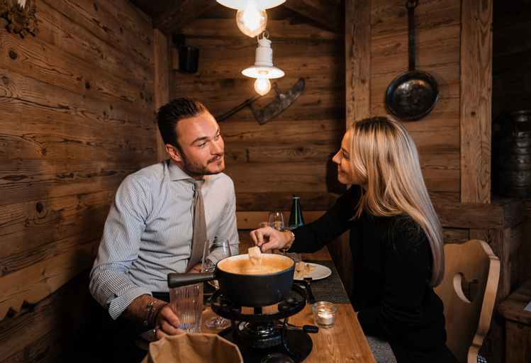 Food & Drinks 19
