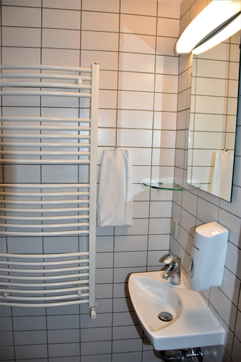 Bathroom 3, Nørresundby Idrætscenter, Aalborg