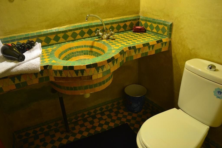 Bathroom 4, Hotel  Riad Belleville, Marrakech