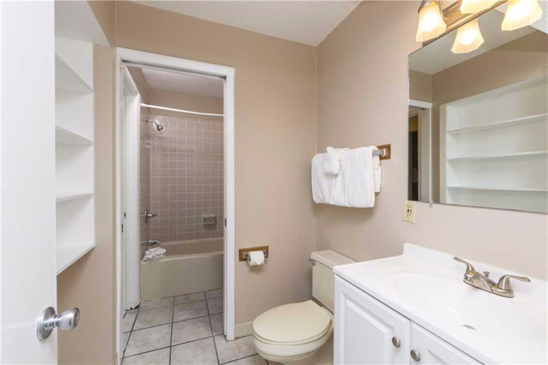Bathroom 5, The Summit Beach Resort By Panhandle Getaways, Bay