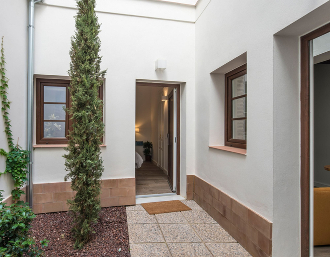 Exterior & Views 2, Santa María Apartamentos, Sevilla