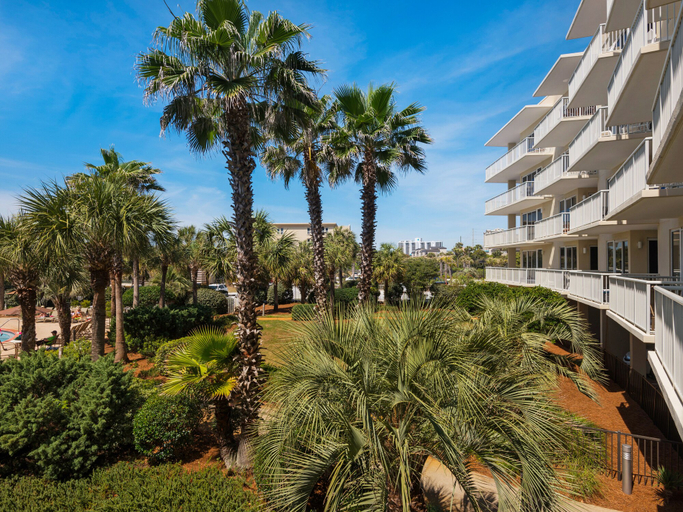 Exterior & Views 2, The Crescent 112 by Best Beach Getaways, Walton