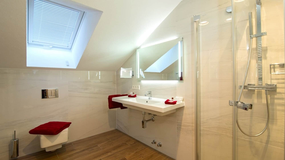 Bathroom 3, Hotel Garni Jägerhof, Sigmaringen