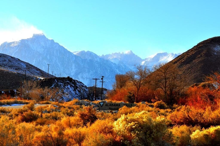 Others 4, Mt Whitney Motel, Inyo