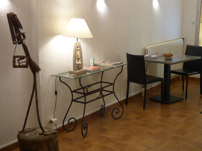 Public Area 2, du Centre, Drôme