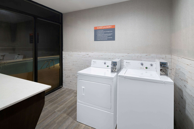 Bathroom 4, La Quinta Inn & Suites by Wyndham-Albany GA, Dougherty