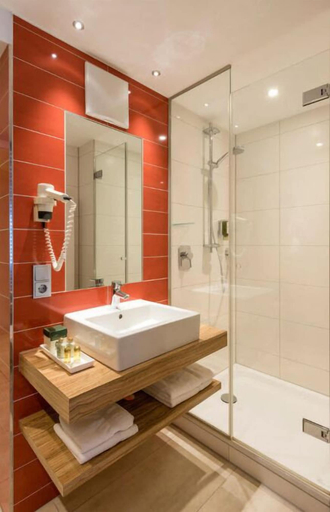 Bathroom 4, Landhotel Weißes Roß, Amberg-Sulzbach