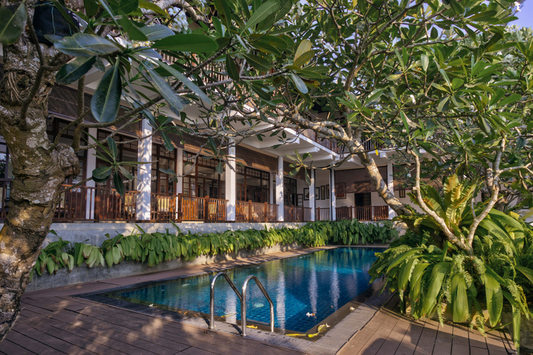 Sport & Beauty 2, The Postcard Galle, Galle Four Gravets