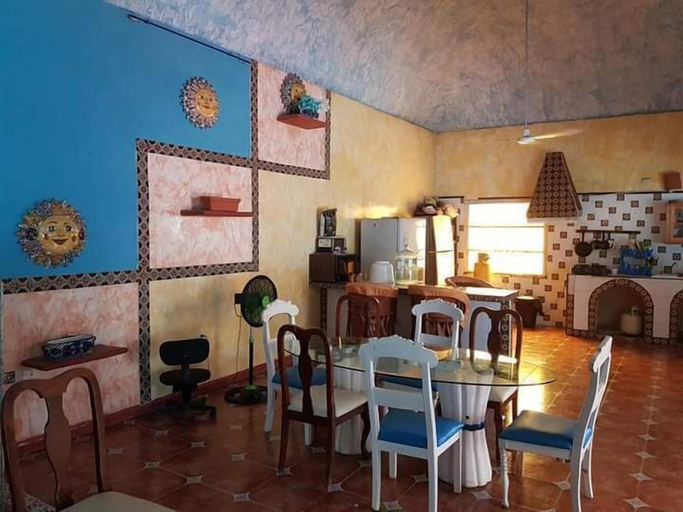 Food & Drinks, Villas Yessenia, Chicxulub Pueblo