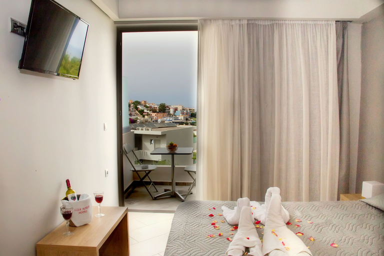Bedroom 3, Resol Hotel, Crete