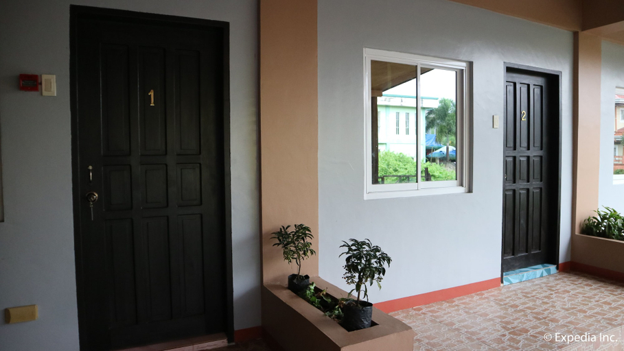 Others 5, Zeah's Inn, Baler