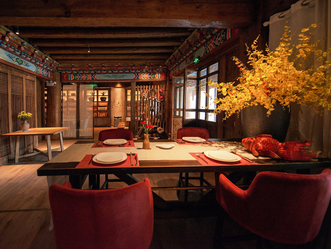 Food & Drinks 5, Feifan Hotel, Dêqên Tibetan