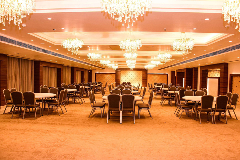 Food & Drinks 5, Comfort Inn Lakhimpur, Lakhimpur Kheri