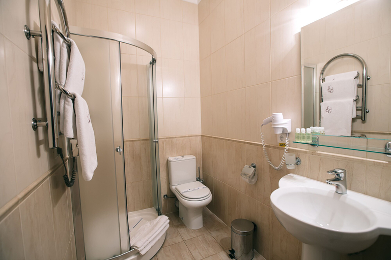 Bathroom 4, Edem Hotel Lviv, L'vivs'ka