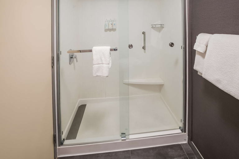 Bathroom 4, Sonesta Select Phoenix Chandler, Maricopa