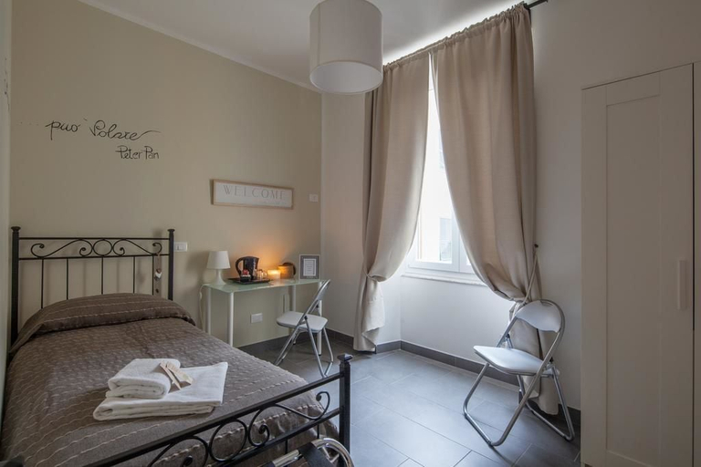 Bedroom 2, Affittacamere dei Mille, La Spezia