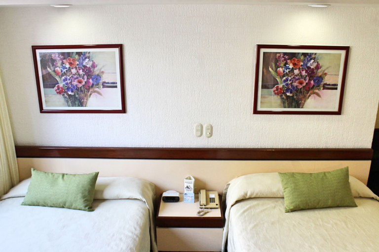 Bedroom 4, Hotel Manalba, Mexico City