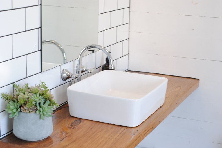 Bathroom 4, Cosy Tents - Daylesford, Hepburn - East