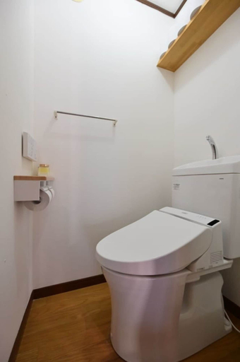 Bathroom 3, OMM Stay, Ōta