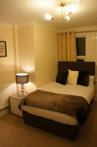 Bedroom 4, Sapphire Hotel, London