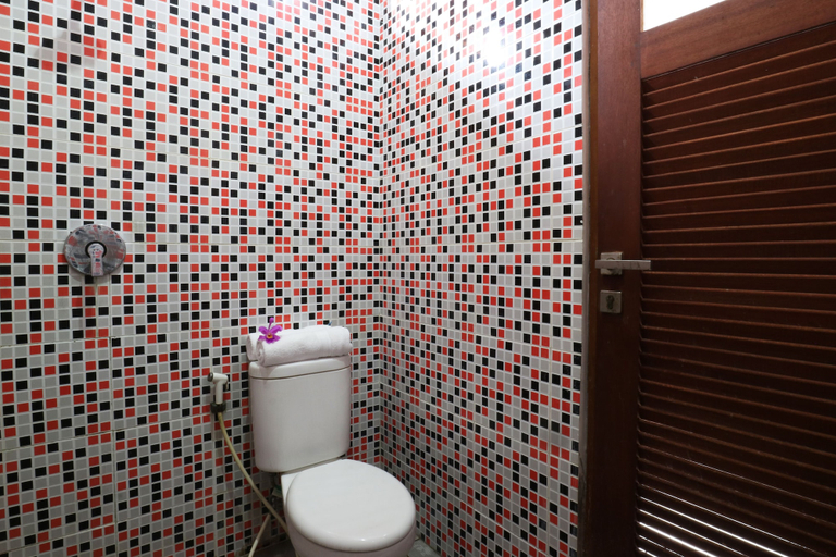 Bathroom 4, Pondok Jempiring Kuta Bali, Badung