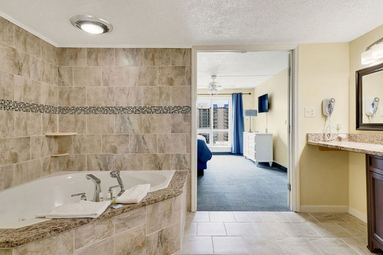Bathroom 4, North Shore Oceanfront Resort Hotel with Waterpark, Horry