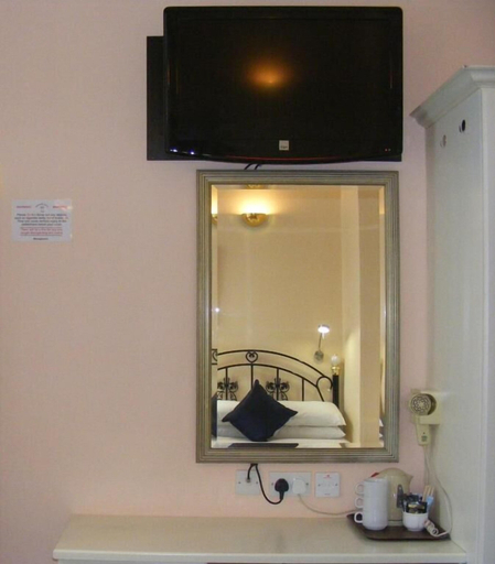 Bathroom 4, Mermaid Suite Hotel, London