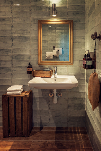 Bathroom 5, Hotell Mossbylund, Skurup