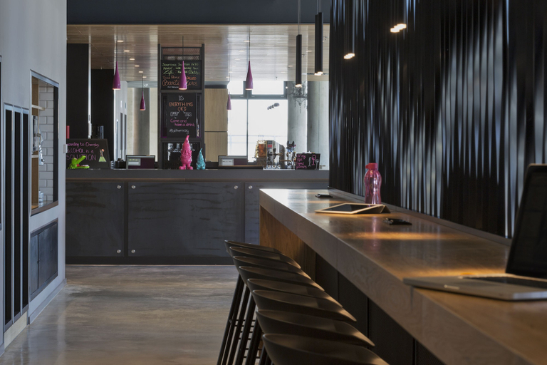 Food & Drinks 5, Moxy Vienna Airport, Wien Umgebung