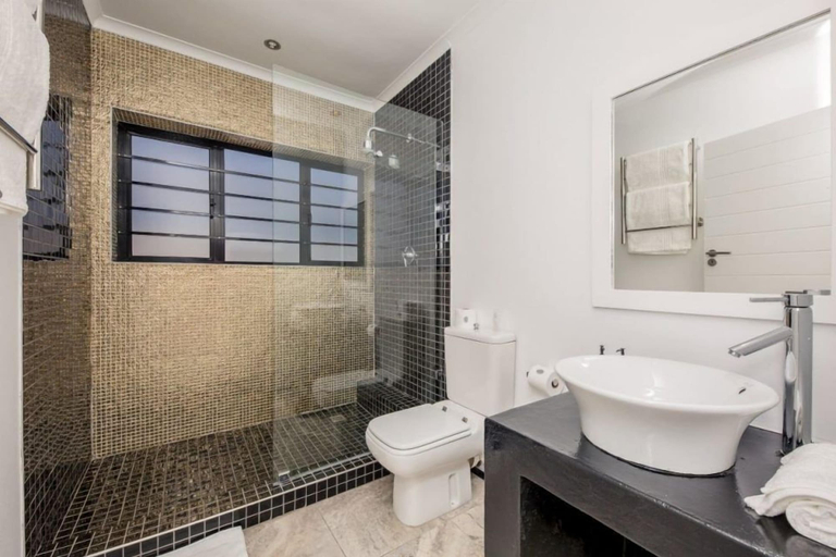 Bathroom 3, Camps Bay Holiday Villa With Sunset Views Sunset Views, City of Cape Town