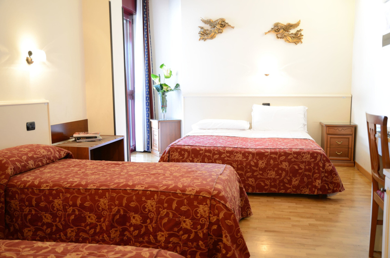 Bedroom 4, Hotel HDomus, Verona