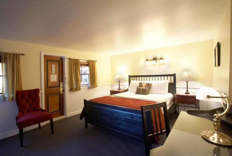 Bedroom 3, Delta King Hotel, Sacramento