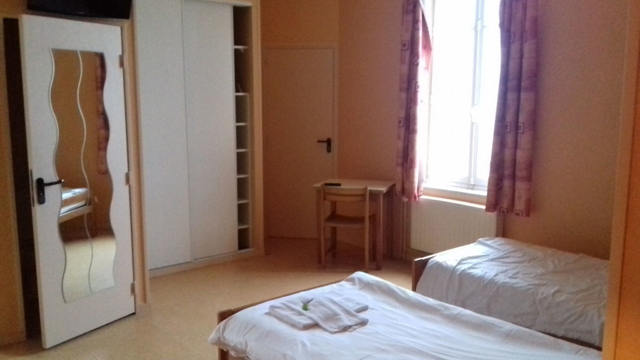 Bedroom, Le Manoir des Tourelles, Calvados