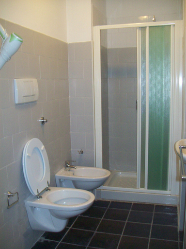 Bathroom 5, Roma Resort Termini, Rome