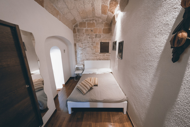 Bedroom 5, Bed & Breakfast Tra le Mura, Bari