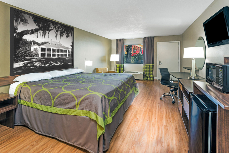 Bedroom 4, Super Place Inn, Saint Landry