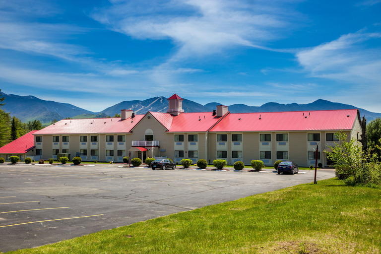 Exterior & Views 2, Best Western White Mountain Inn, Grafton