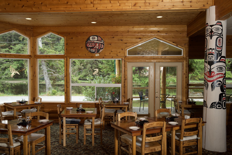 Food & Drinks 4, Haida House at Tllaal, Skeena-Queen Charlotte