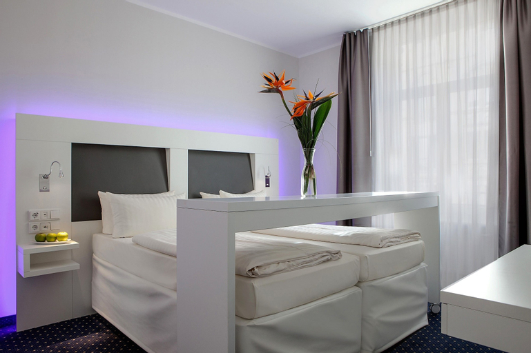 Bedroom 2, Grand Hotel Downtown, Frankfurt am Main