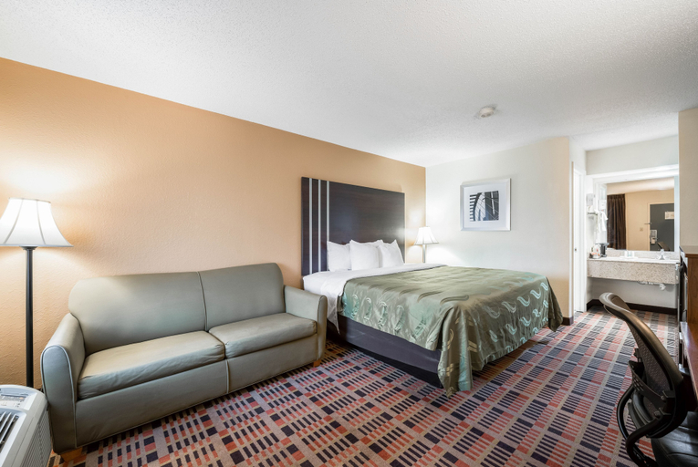Bedroom 3, Quality Inn Johnson City near Downtown, Washington