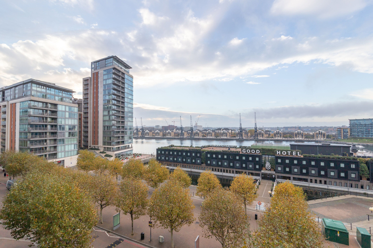 Exterior & Views, Kenny Apartment Austin David Apartments, London