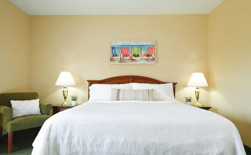 Bedroom 3, Four Seasons Island Resort, Marinette