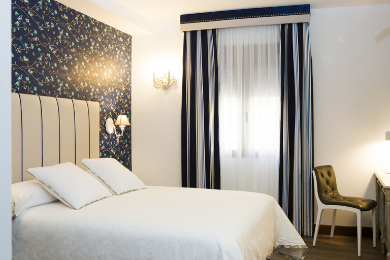 Bedroom 3, Hotel Hierbaluisa, Cuenca